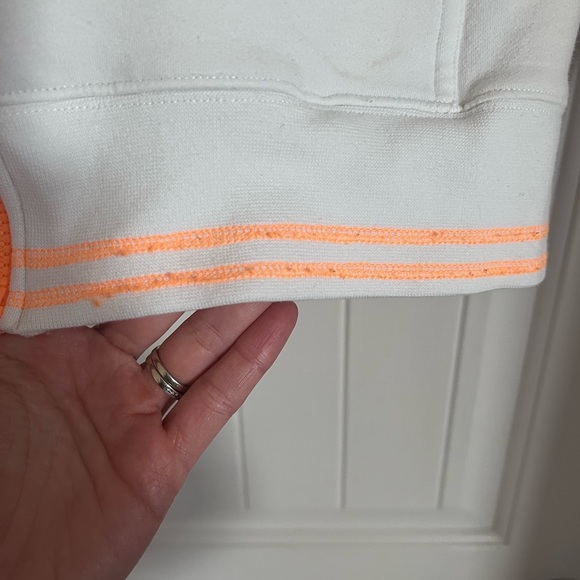 Northface zip up hoodie - Picture 4 of 5